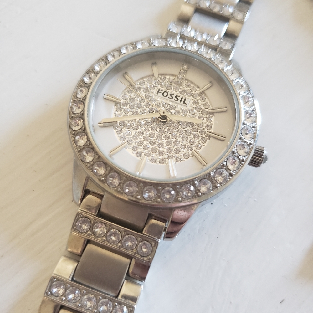 Fossil Watch - Picture 2 of 3